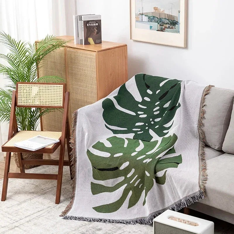 Relrynta Throw blanket
