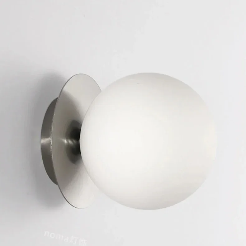 Renora Wall Lamp