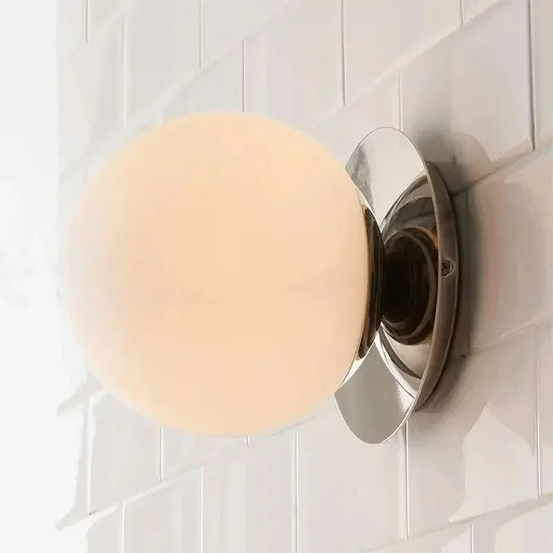 Renora Wall Lamp