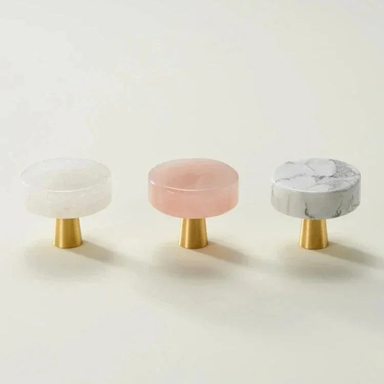 Silando Brass Knobs