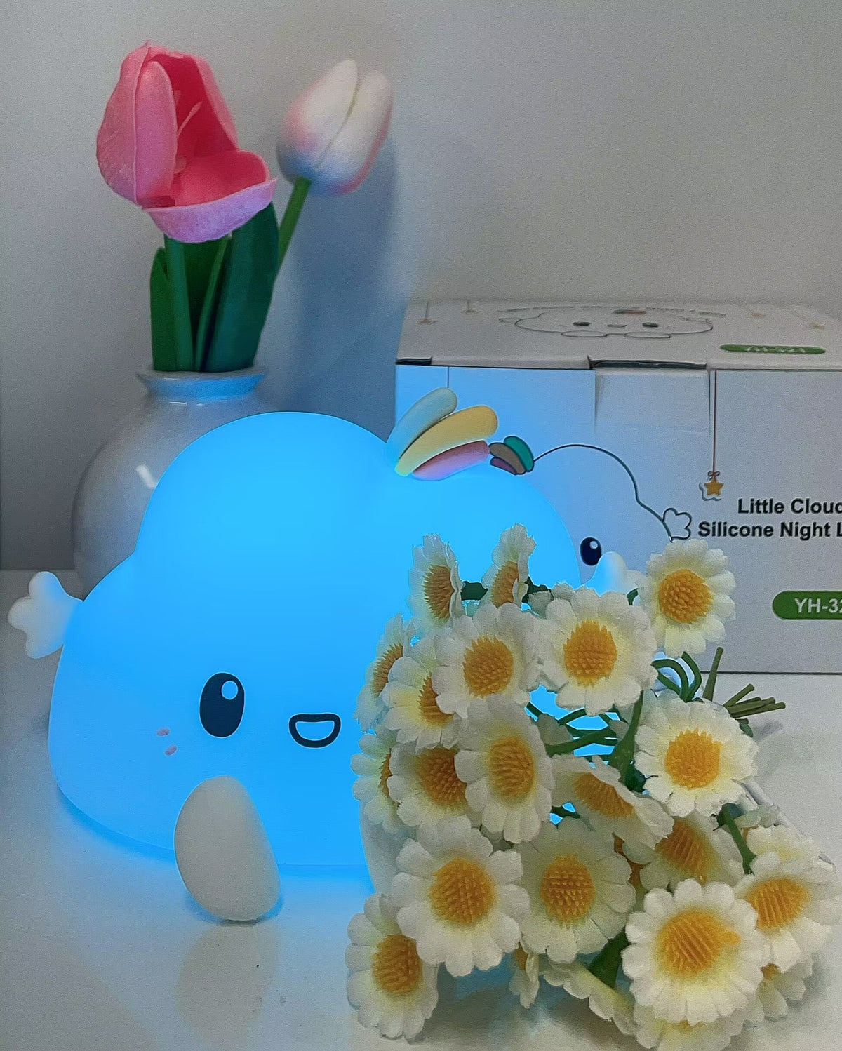 Silicone Sweet Cloud Night Light Table Lamp | High & Bury