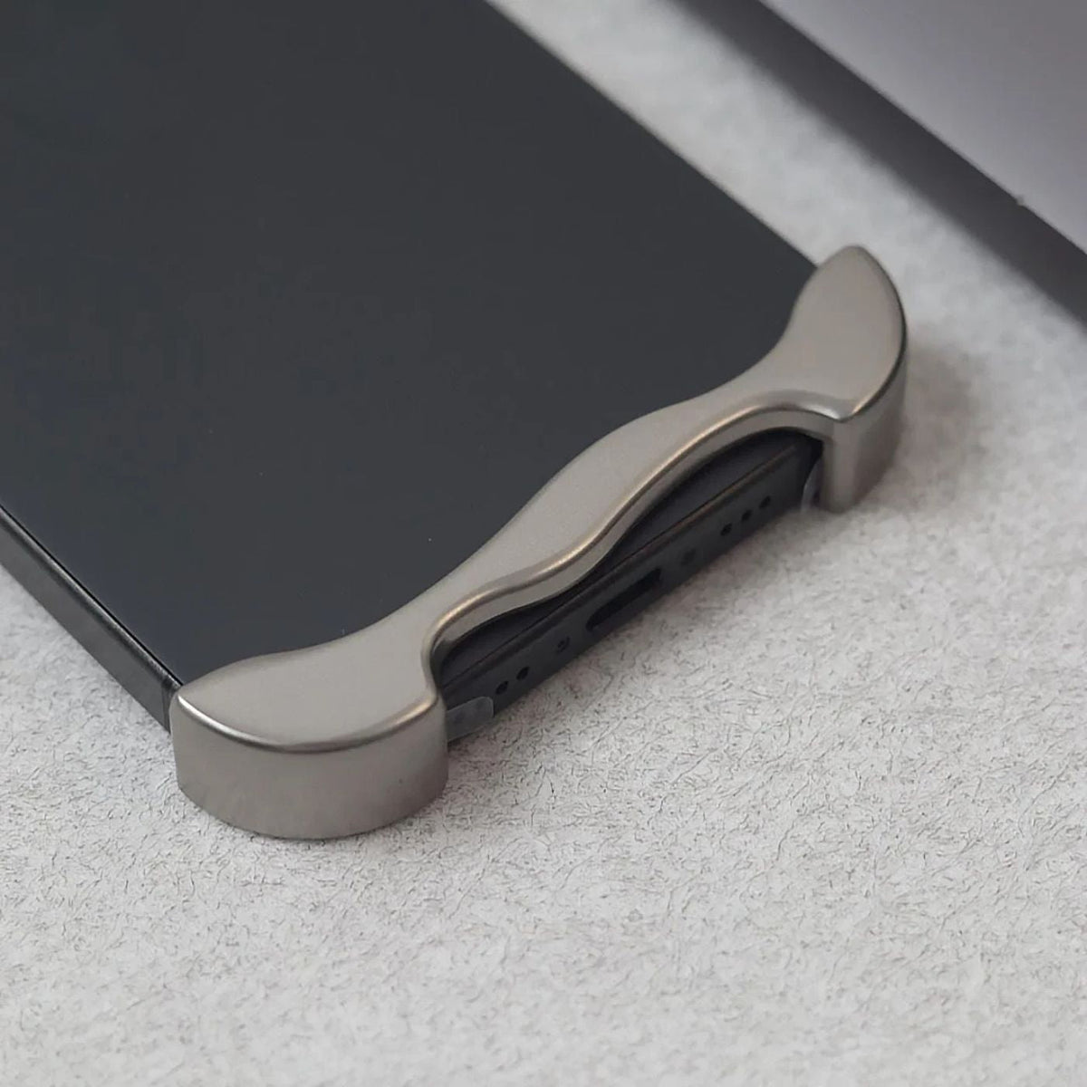 Slim Minimalist Polycarbonate Phone Case for iPhone 12–16, view 34