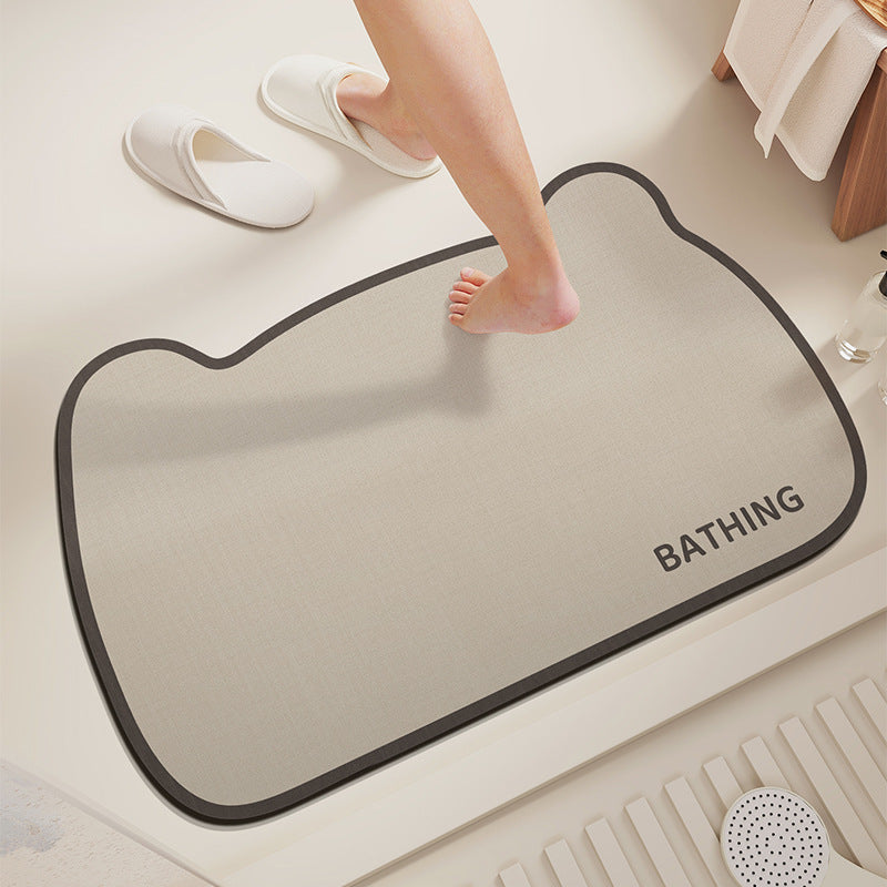 Soft and Absorbent Bath Mat | High & Bury