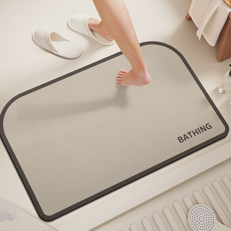 Soft and Absorbent Bath Mat | High & Bury