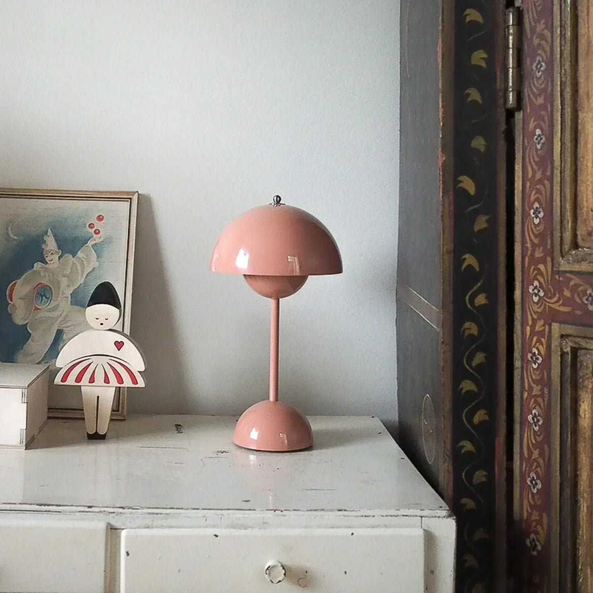 Sorrelfell Table Lamp