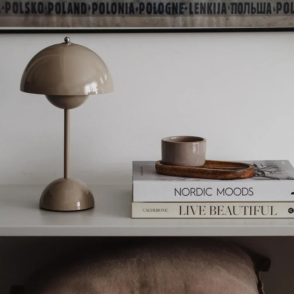 Sorrelfell Table Lamp