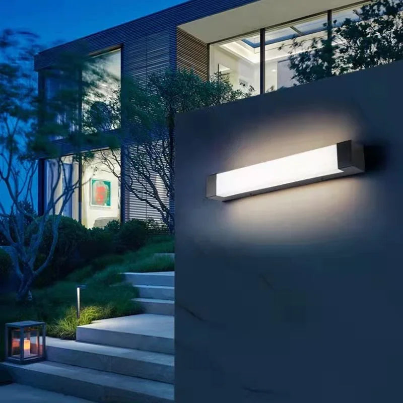 Sortina LED Wall Light