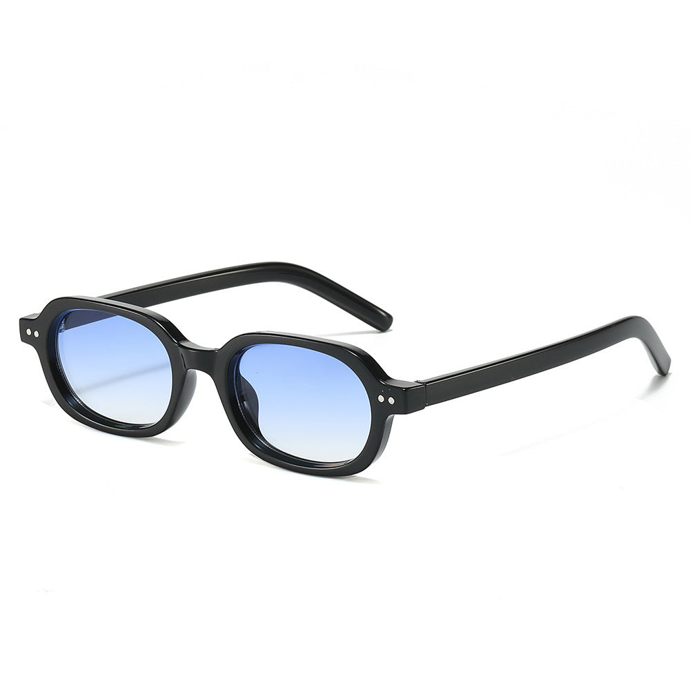 Stylish Vintage-Inspired Oval Sunglasses with Timeless Frame Design, view 12