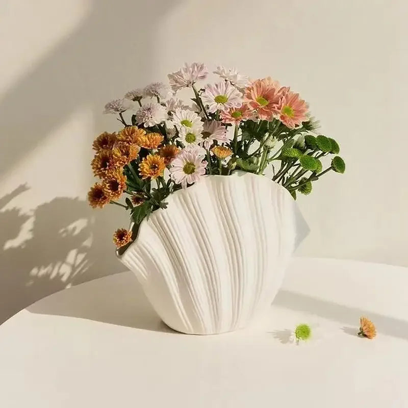 Teltia Shell Vase