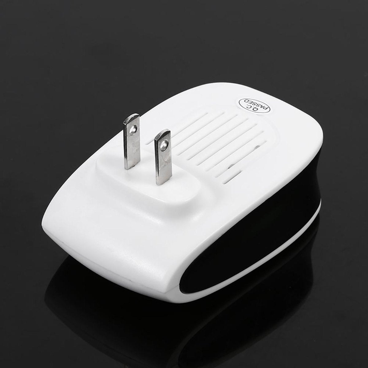 Ultrasonic Plug-In Pest Repeller, 5W, 110V–220V, Approx. 8.6 x 5.7 x 3cm, view 4
