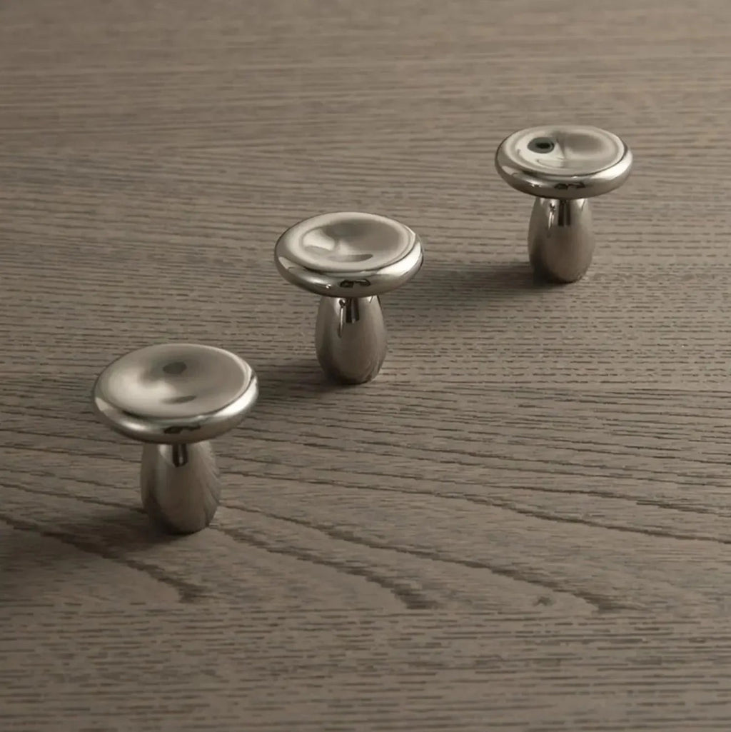 Urstunda Brass Cabinet Handle