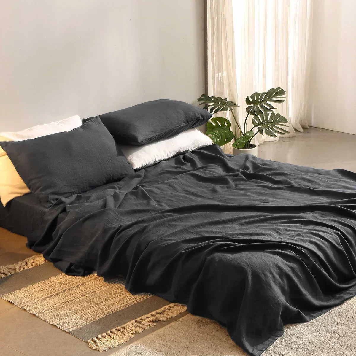 Valando Linen Bedding Set