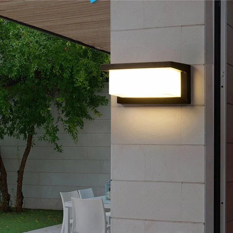 Valemoor Smart LED Wall Lamp