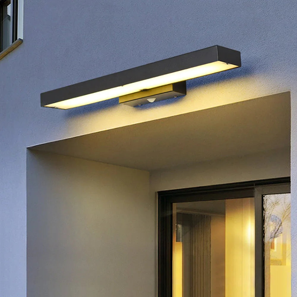 Valerow Outdoor Light