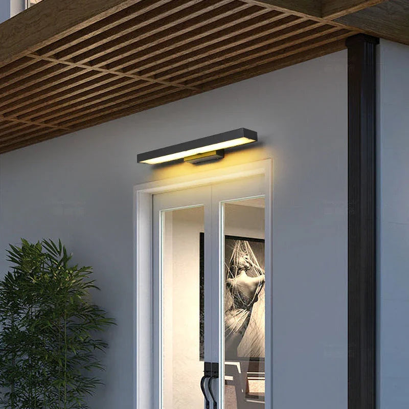 Valerow Outdoor Light