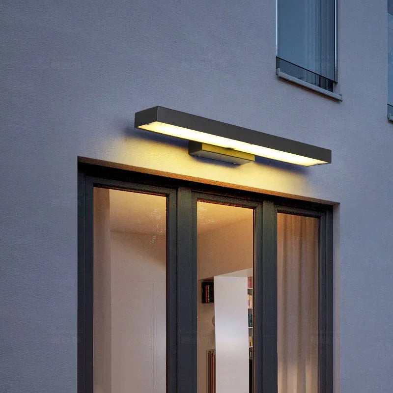 Valerow Outdoor Light