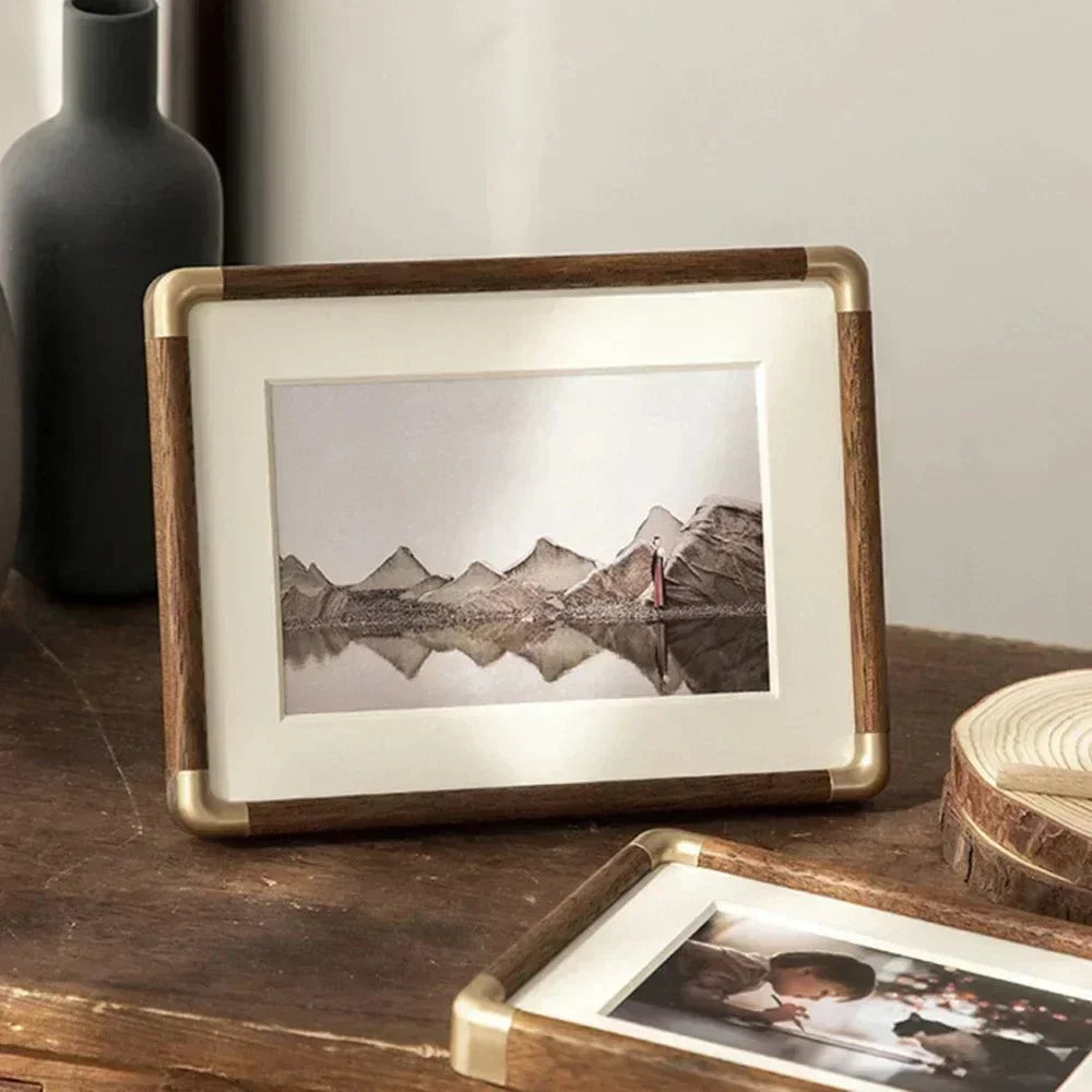 Verbanta Tabletop Photo Frame