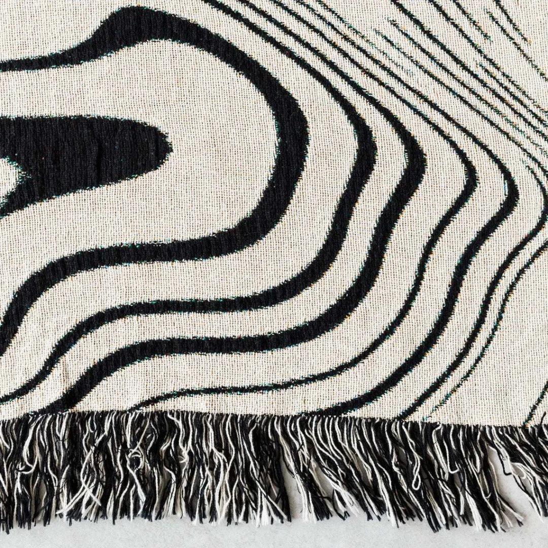 Wendvia Throw Blanket
