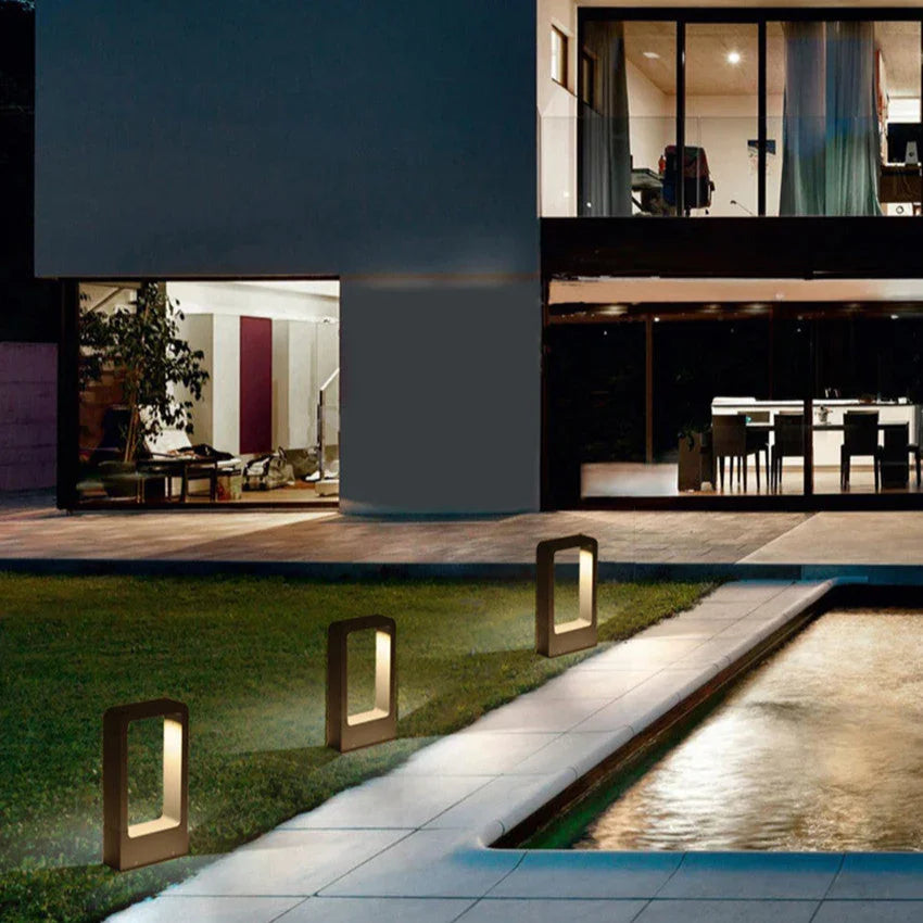 Wenina LED Garden Light