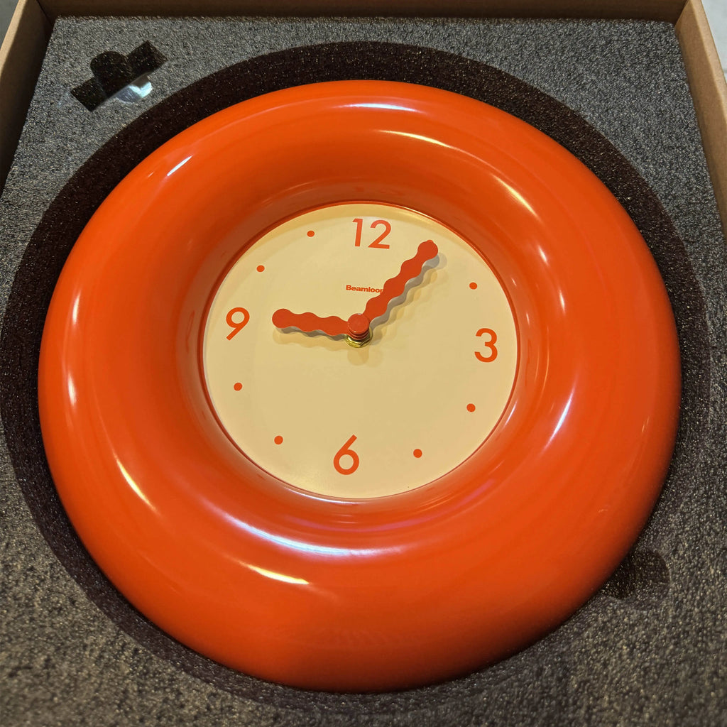 Wilbelta Wall Clock