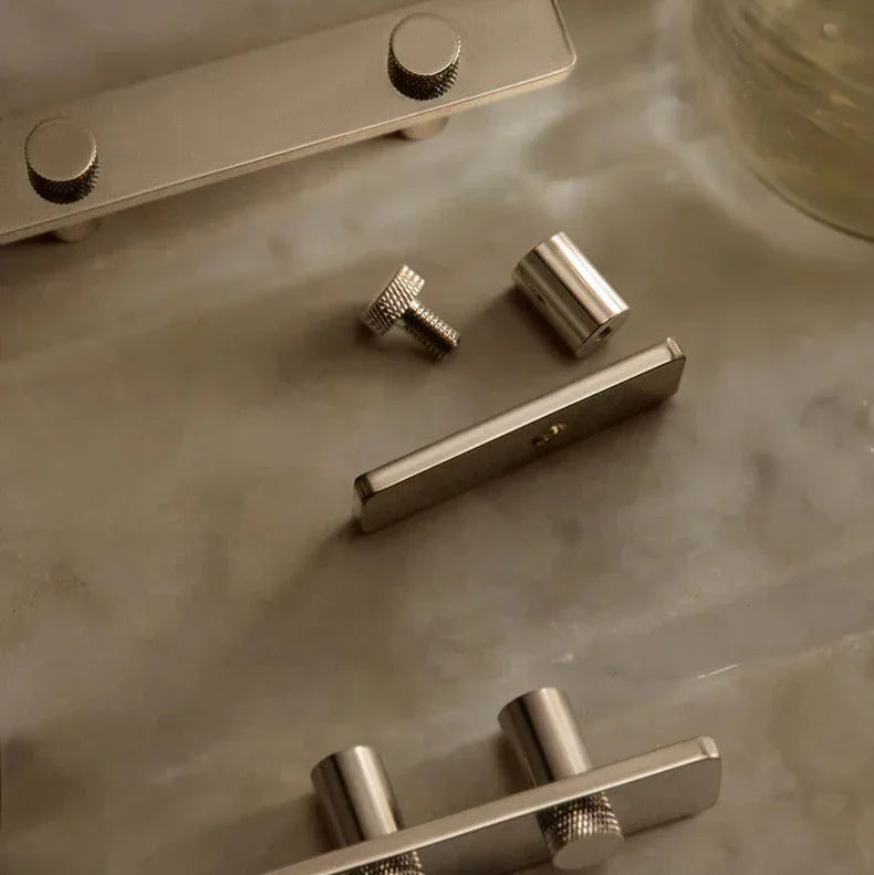 Willowmere Door & Cabinet Handle