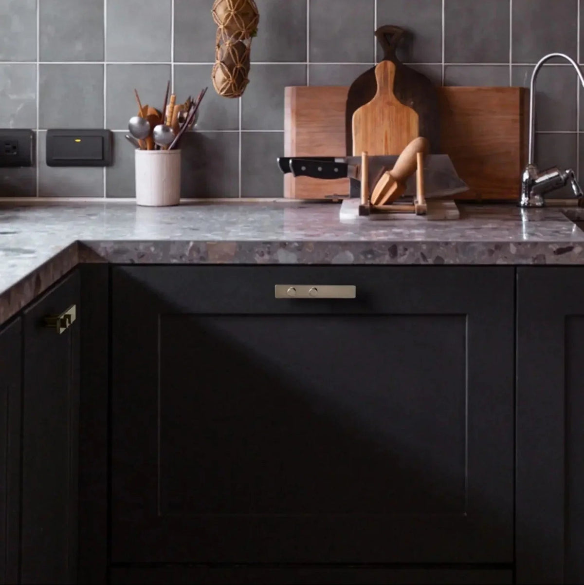 Willowmere Door & Cabinet Handle