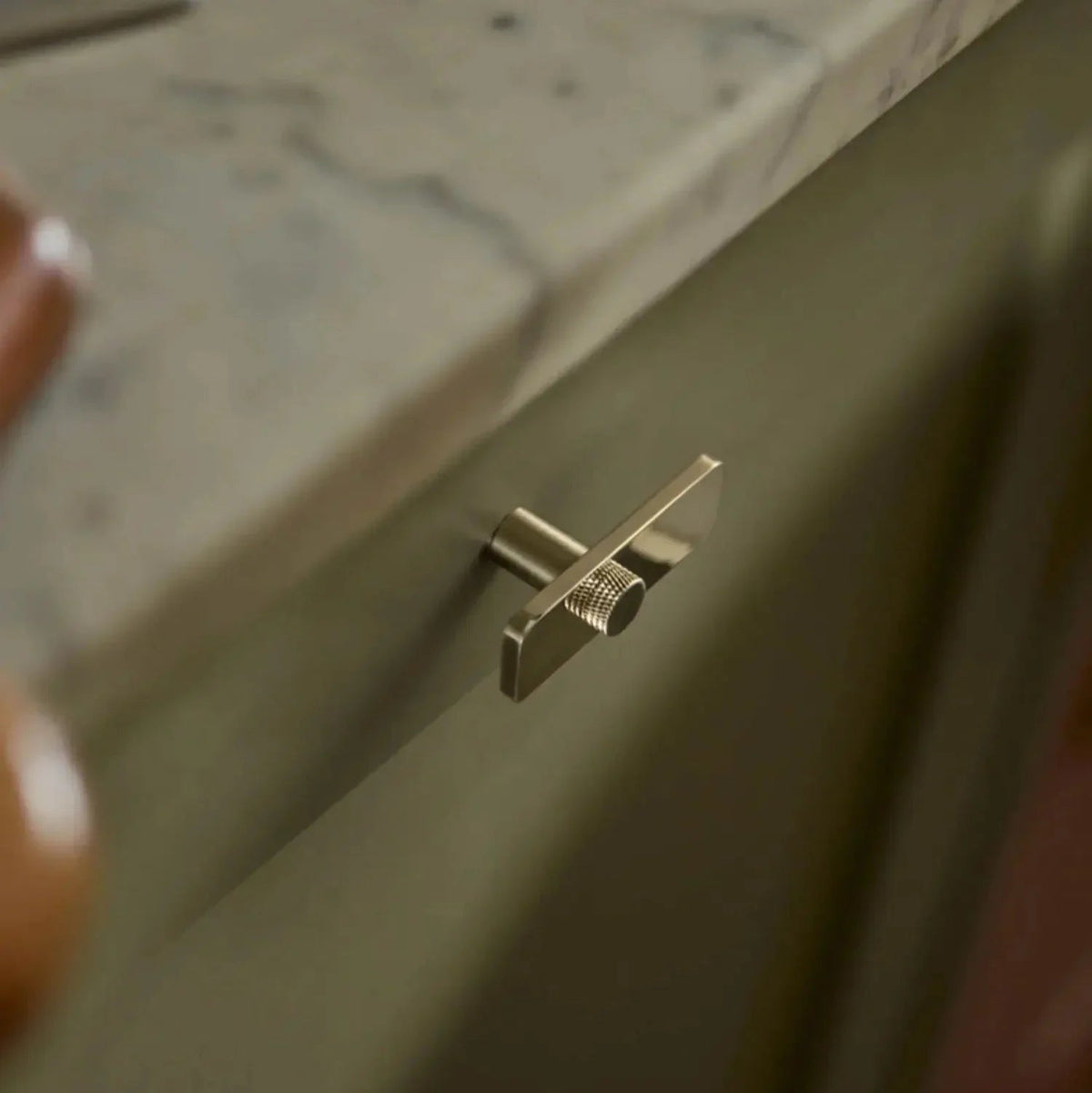 Willowmere Door & Cabinet Handle
