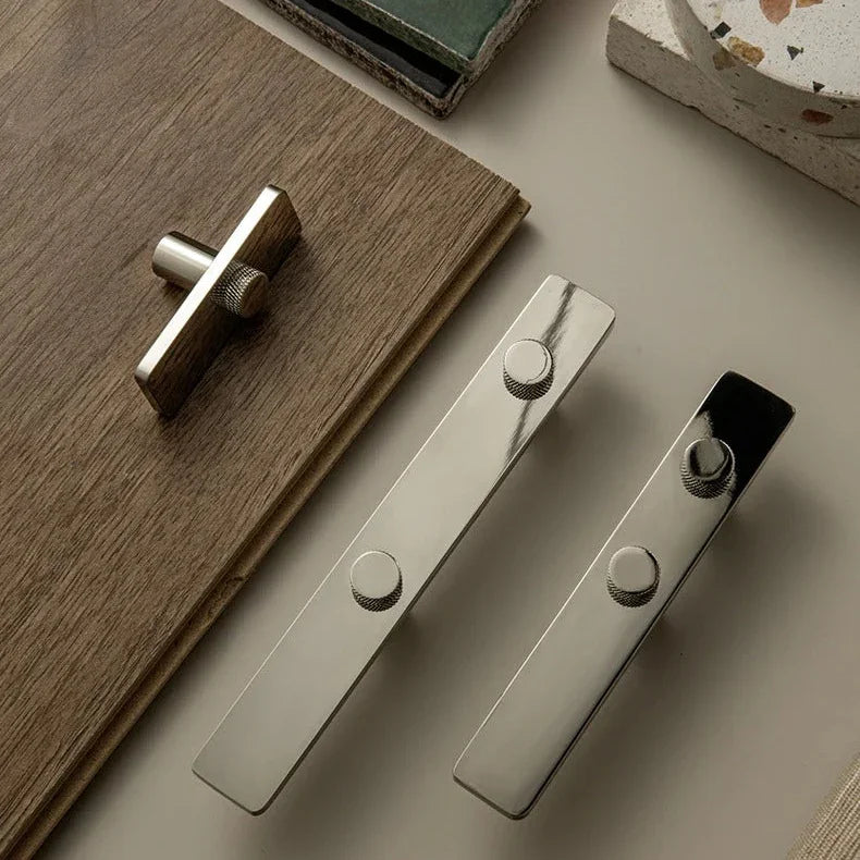 Willowmere Door & Cabinet Handle