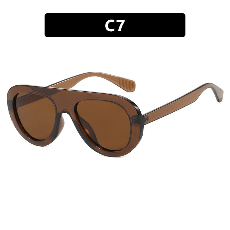 Women's Fashionable Oversized Sunglasses with Comfortable Flexible Frame, view 2