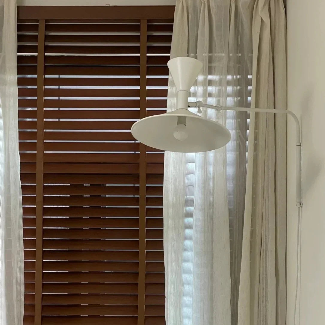 Yarboda Wall Lamp