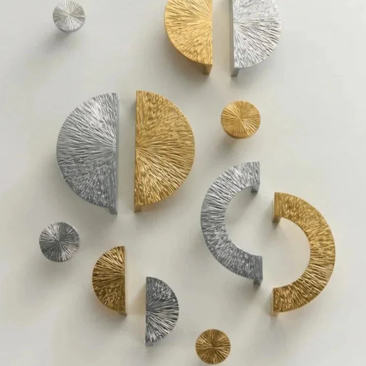 Yaresa Brass Knobs