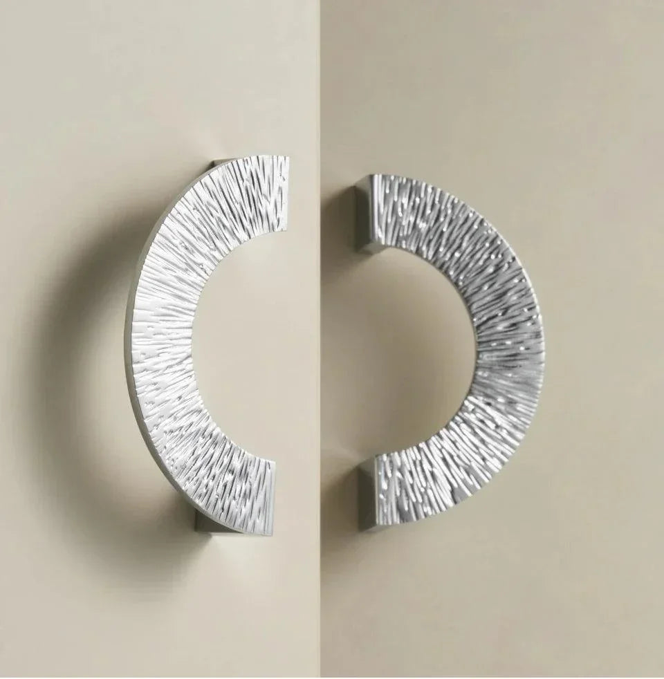 Yaresa Brass Knobs