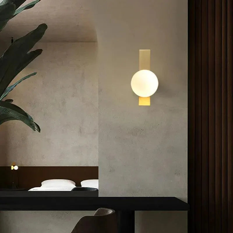 Yarirra Glass Wall Lamp