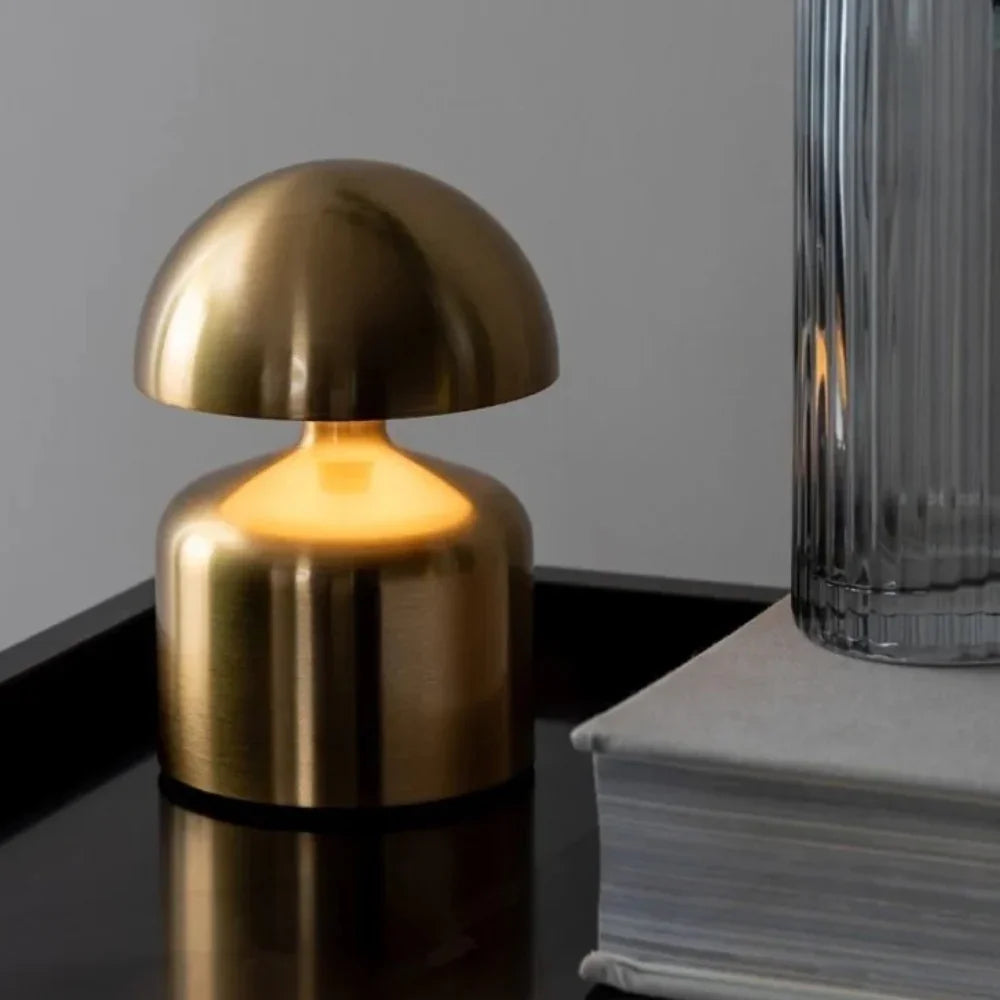 Yarnora Portable Lamp