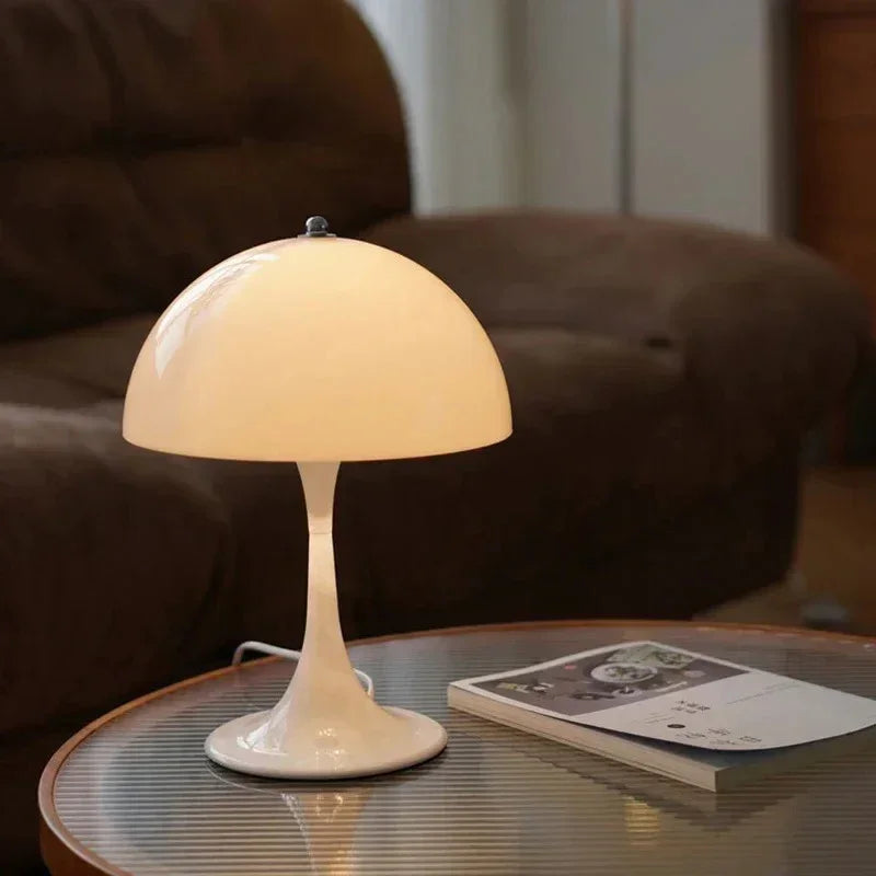 Yarnora Table Lamp