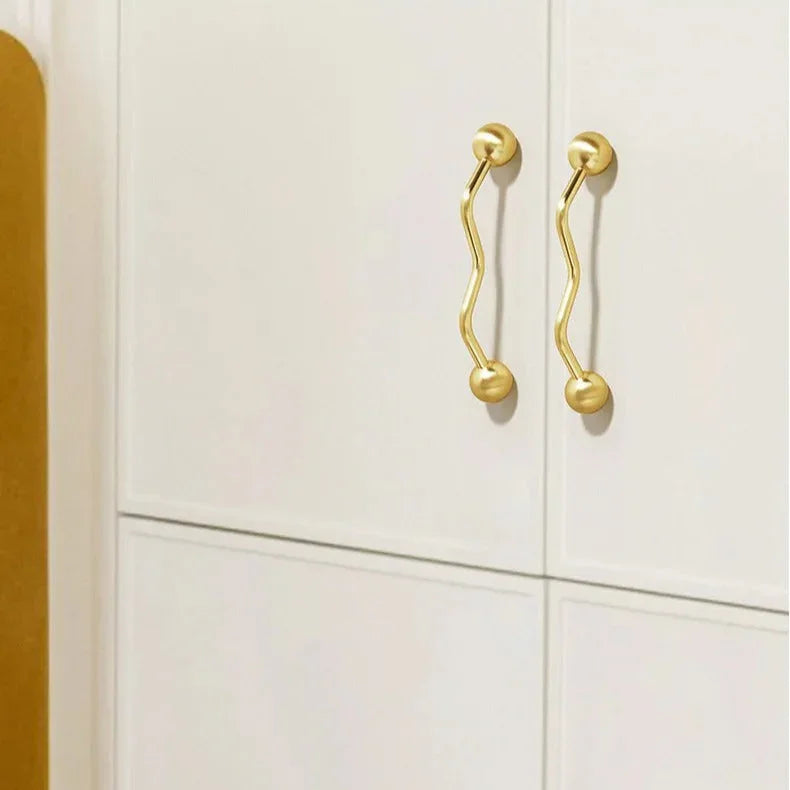 Yarrowhaven Cabinet Hardware