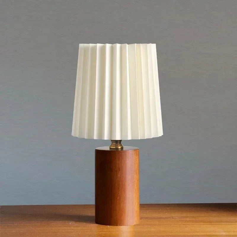 Yelmola Table Lamp