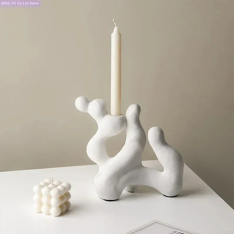 Yelnando Candle Holder