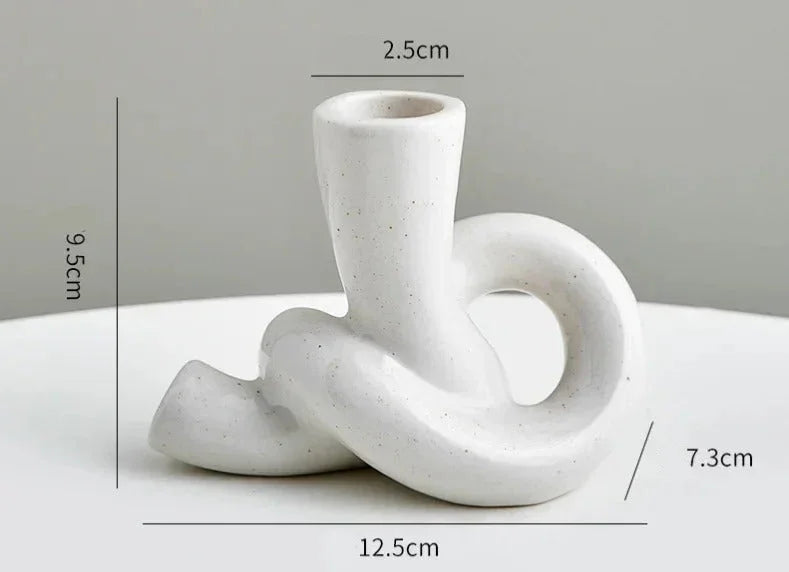 Yelnando Candle Holder