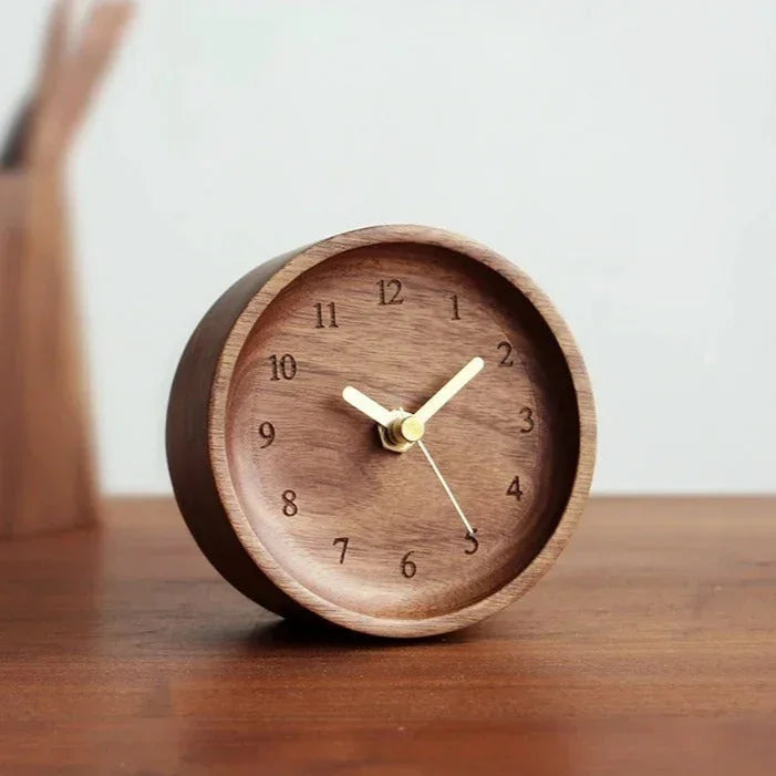 Zelndanta Wood Table Clock